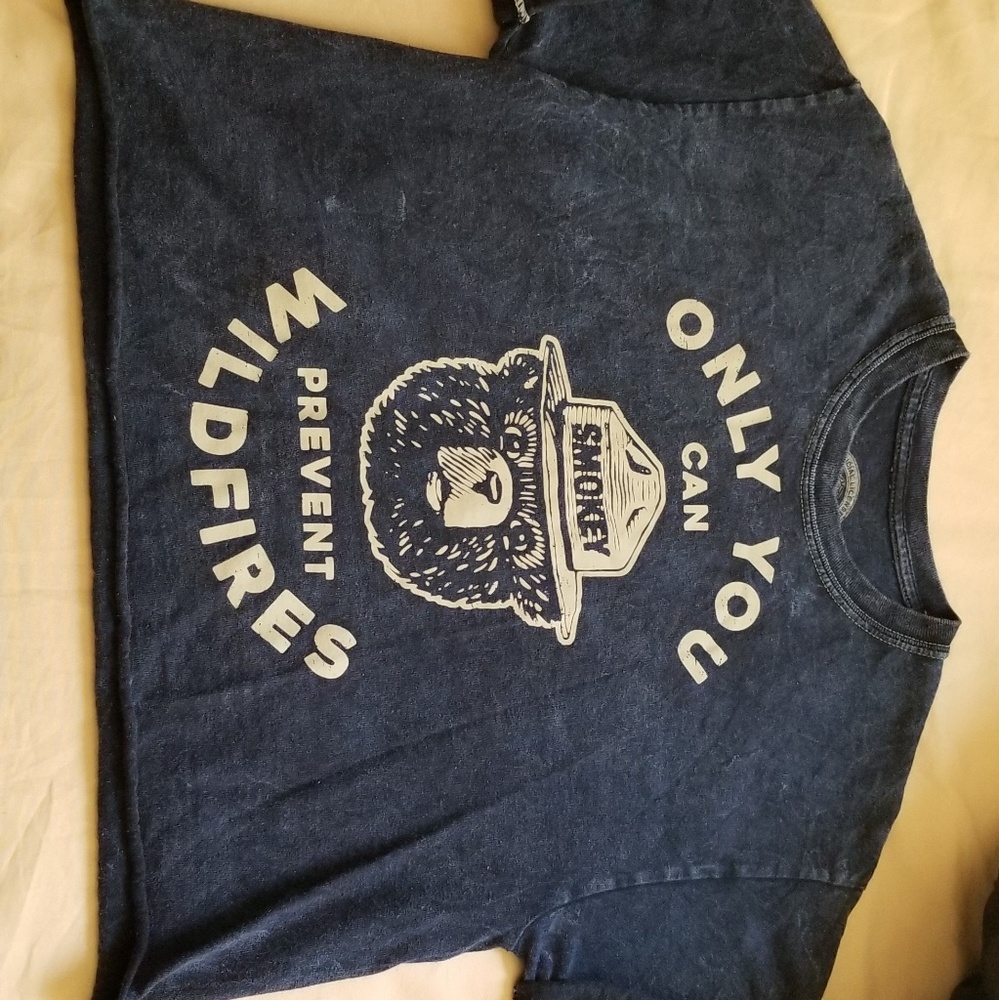 Grpahic Crop Tee